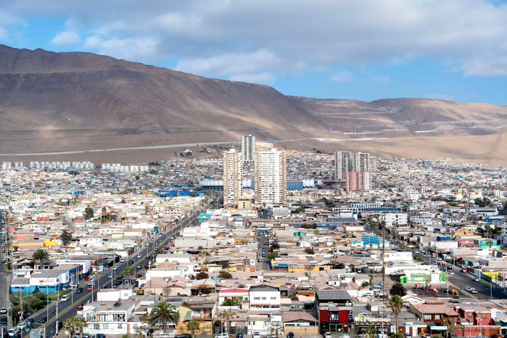 Nh Iquique Pacifico Hotel Exterior photo